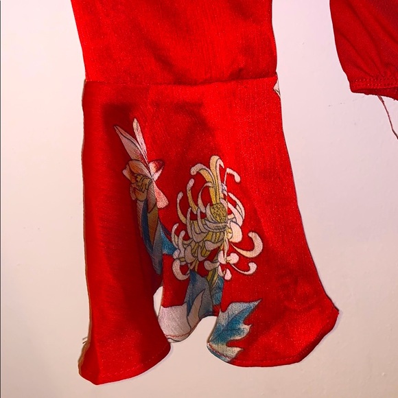 Missguided | Red Flute Sleeve Knot Front Bodysuit - Picture 8 of 8